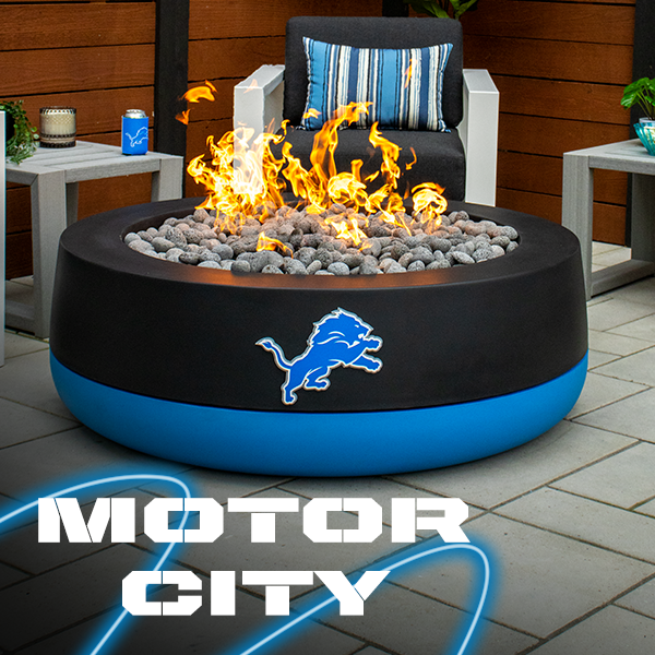 The "Motor City" Detroit Lions Duo Gas Fire Pit in Honolulu blue and black